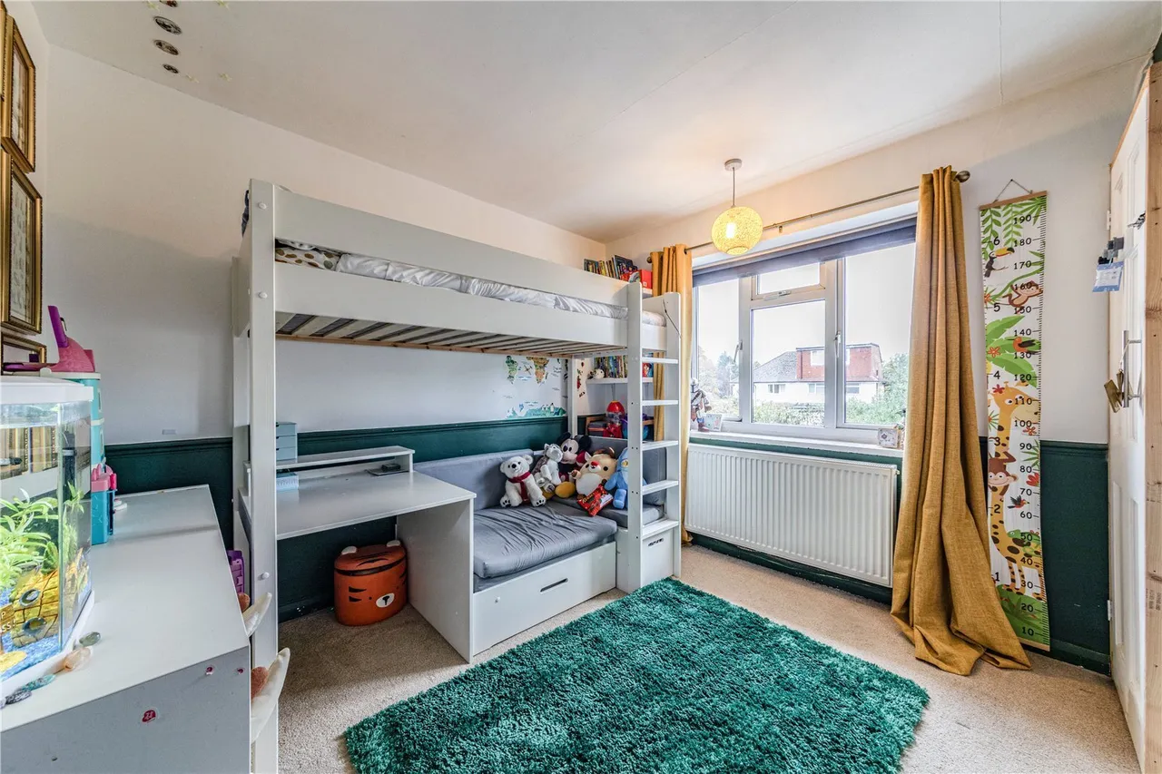 Tewkesbury Close, Byfleet, photo 20