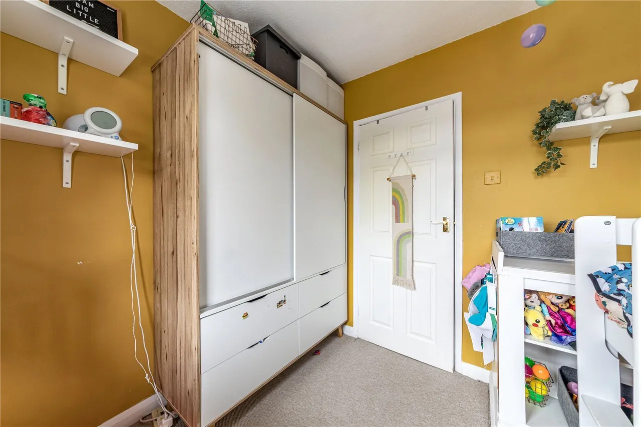 Tewkesbury Close, Byfleet, photo 23