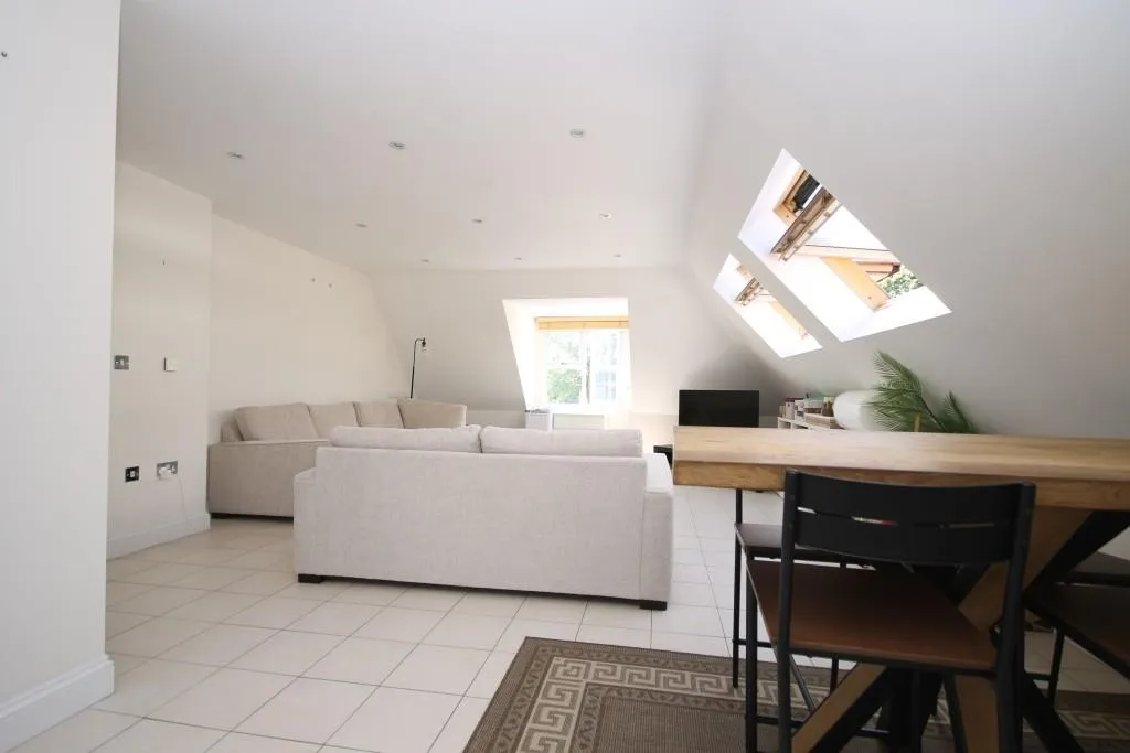 Church Road, Great Bookham, KT23, photo 7