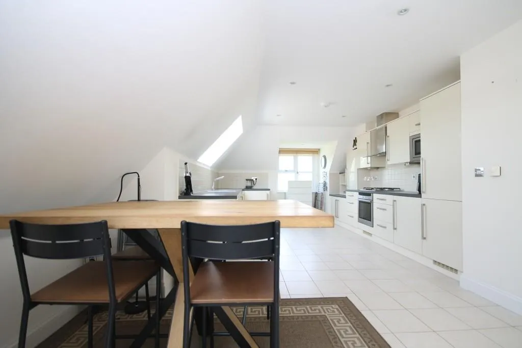 Church Road, Great Bookham, KT23, photo 11