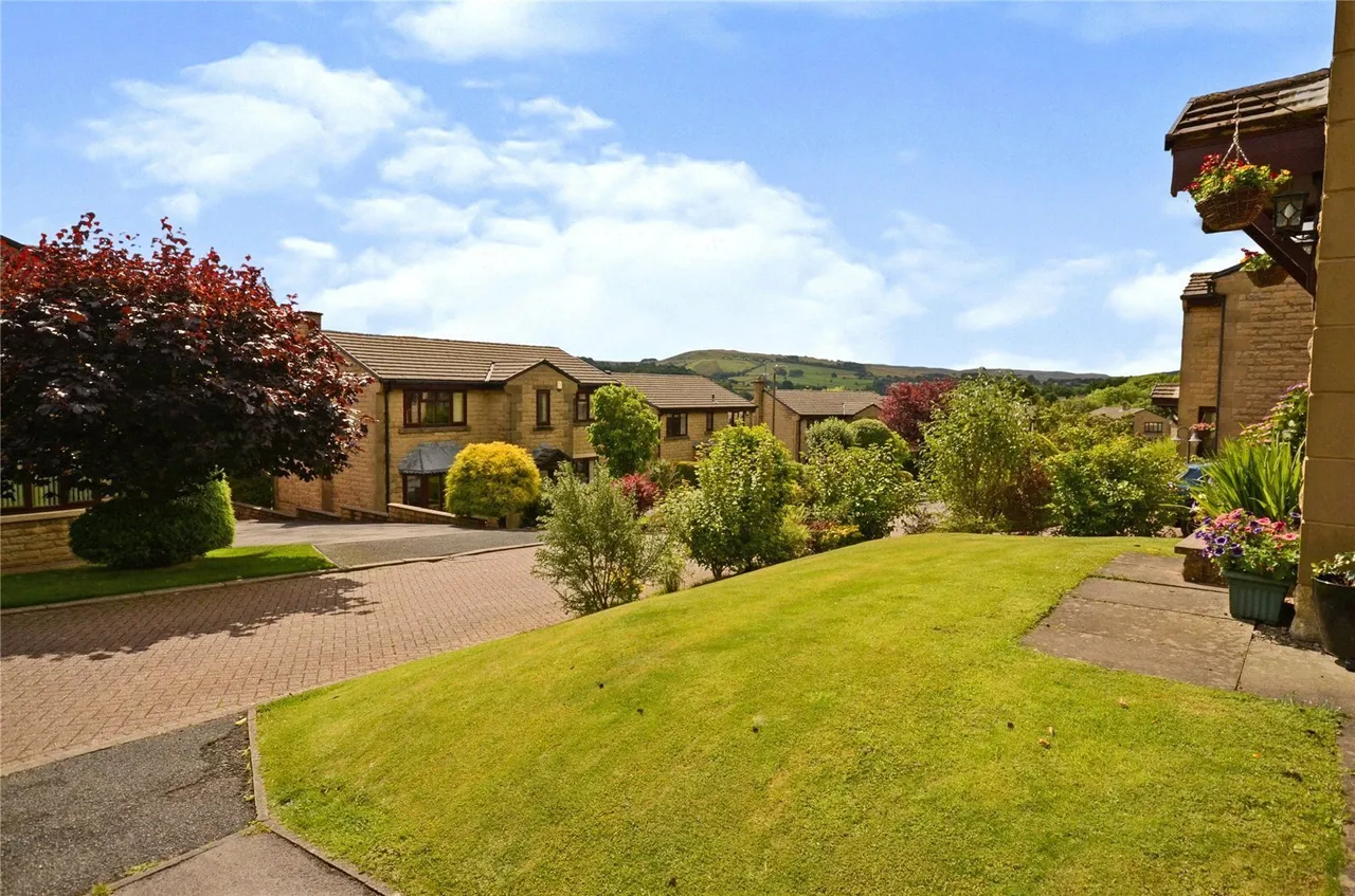 Hockerley Avenue, Whaley Bridge, High Peak, Derbyshire, SK23, photo 15