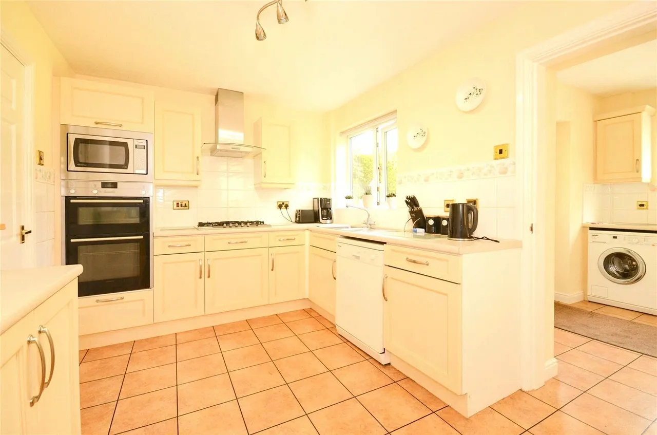 Hockerley Avenue, Whaley Bridge, High Peak, Derbyshire, SK23, photo 2
