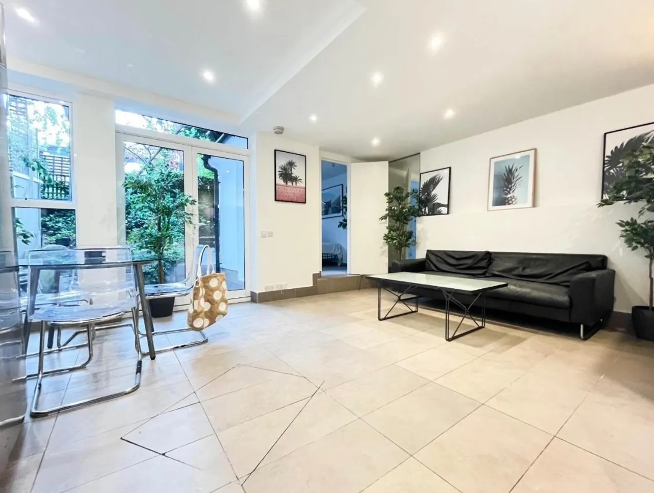 3 bed flat for sale, Archway Road, Highgate