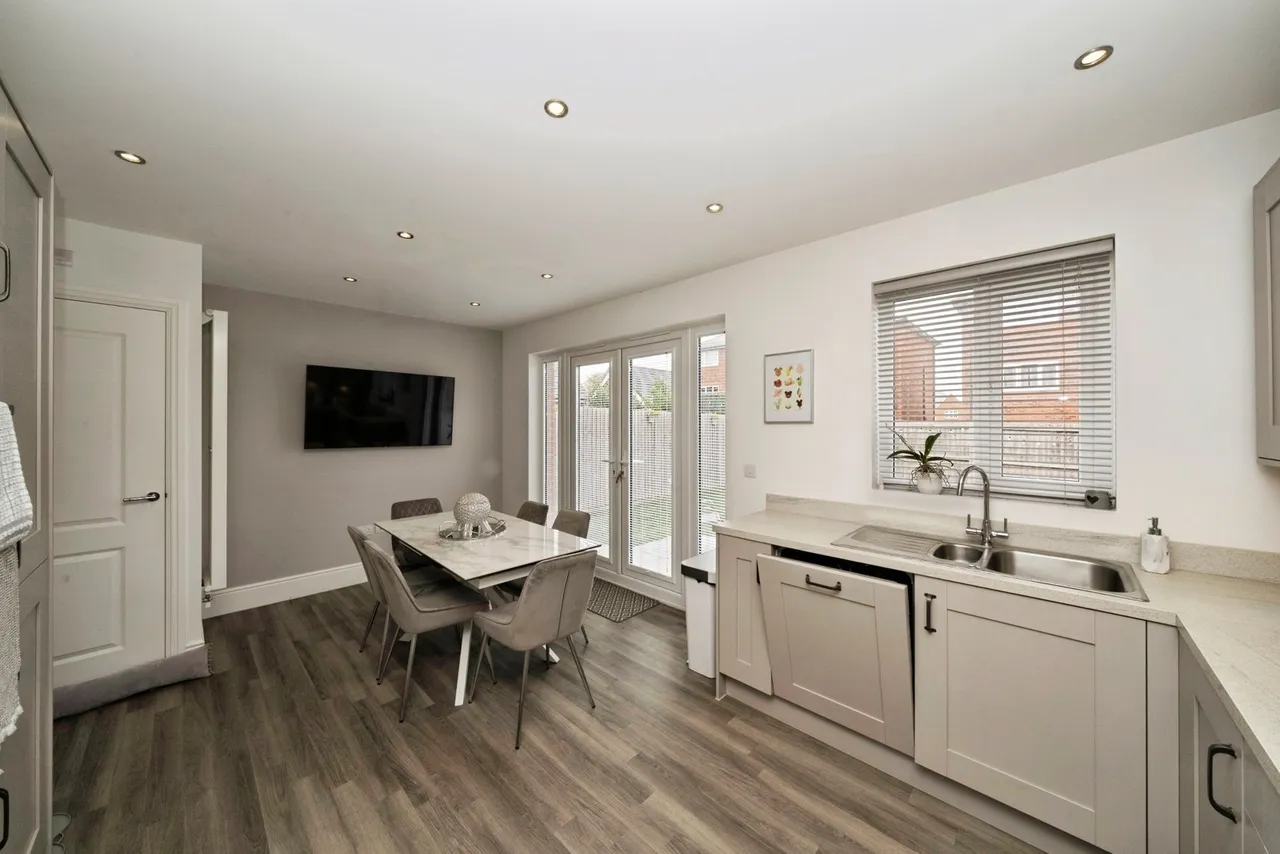 Blacksmith Street, Little Sutton, CH66, photo 6