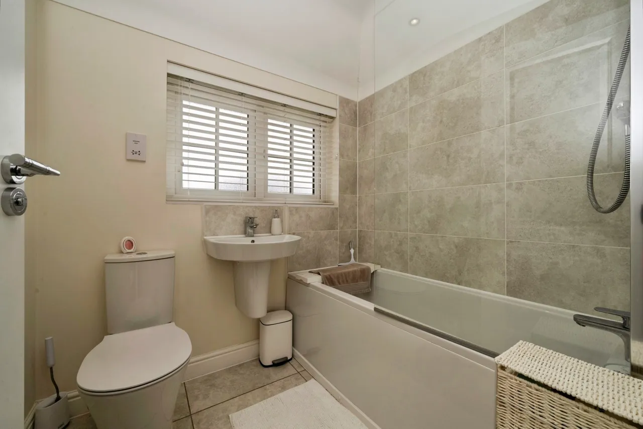 Blacksmith Street, Little Sutton, CH66, photo 15