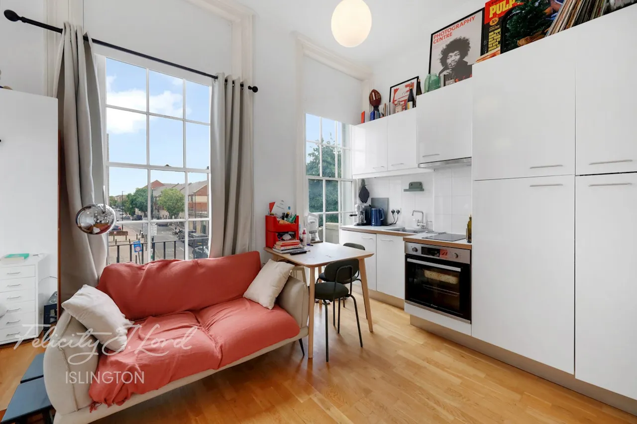 1 bed flat for sale, Holloway Road, London