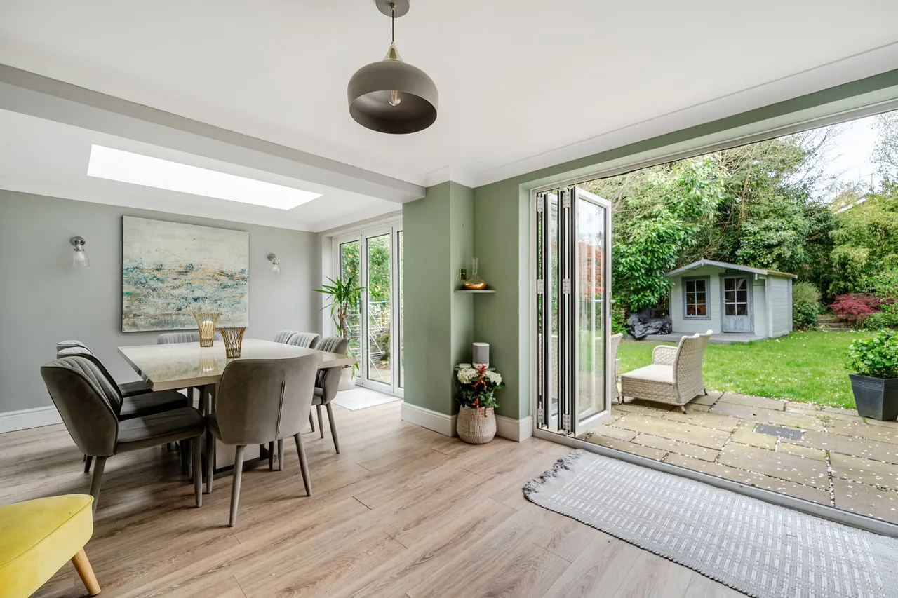 Underwood Road, Haslemere, GU27, photo 3