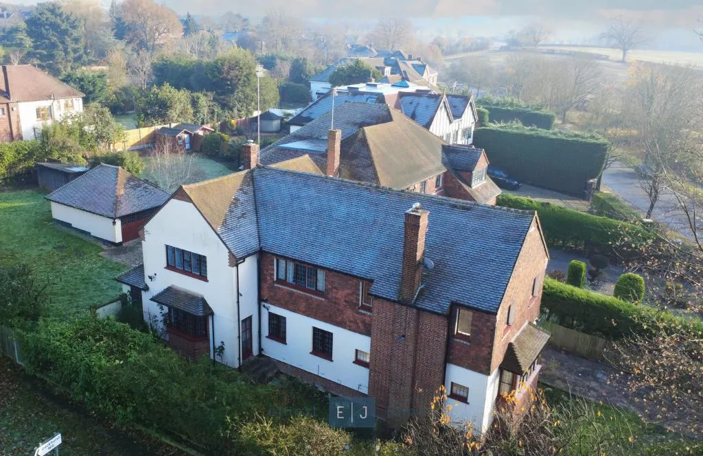 5 bed house to rent, Courtland Drive, Chigwell, IG7