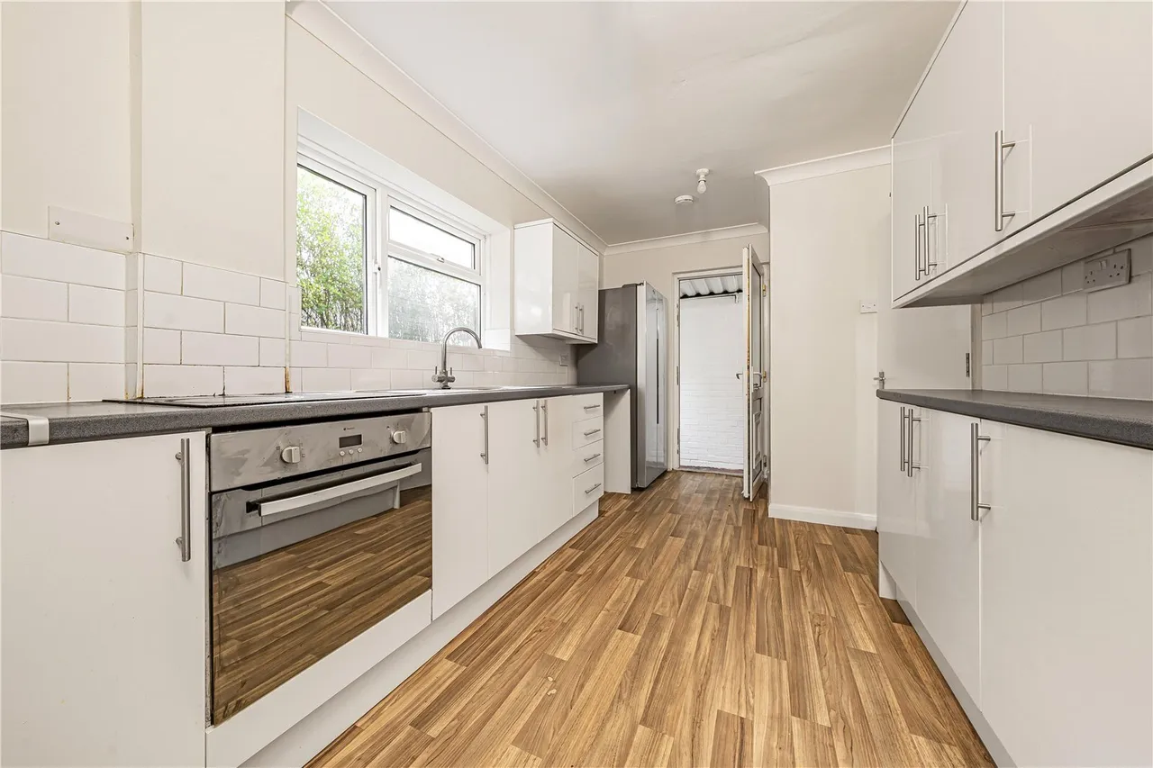 Abbotts Close, Uxbridge, UB8, photo 5
