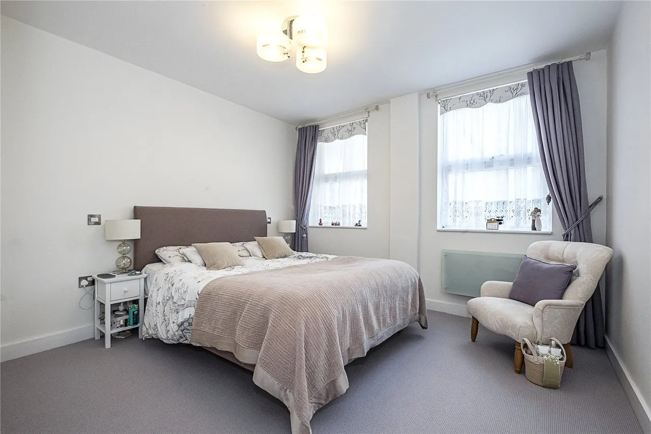 High Road, Whetstone, N20, photo 5