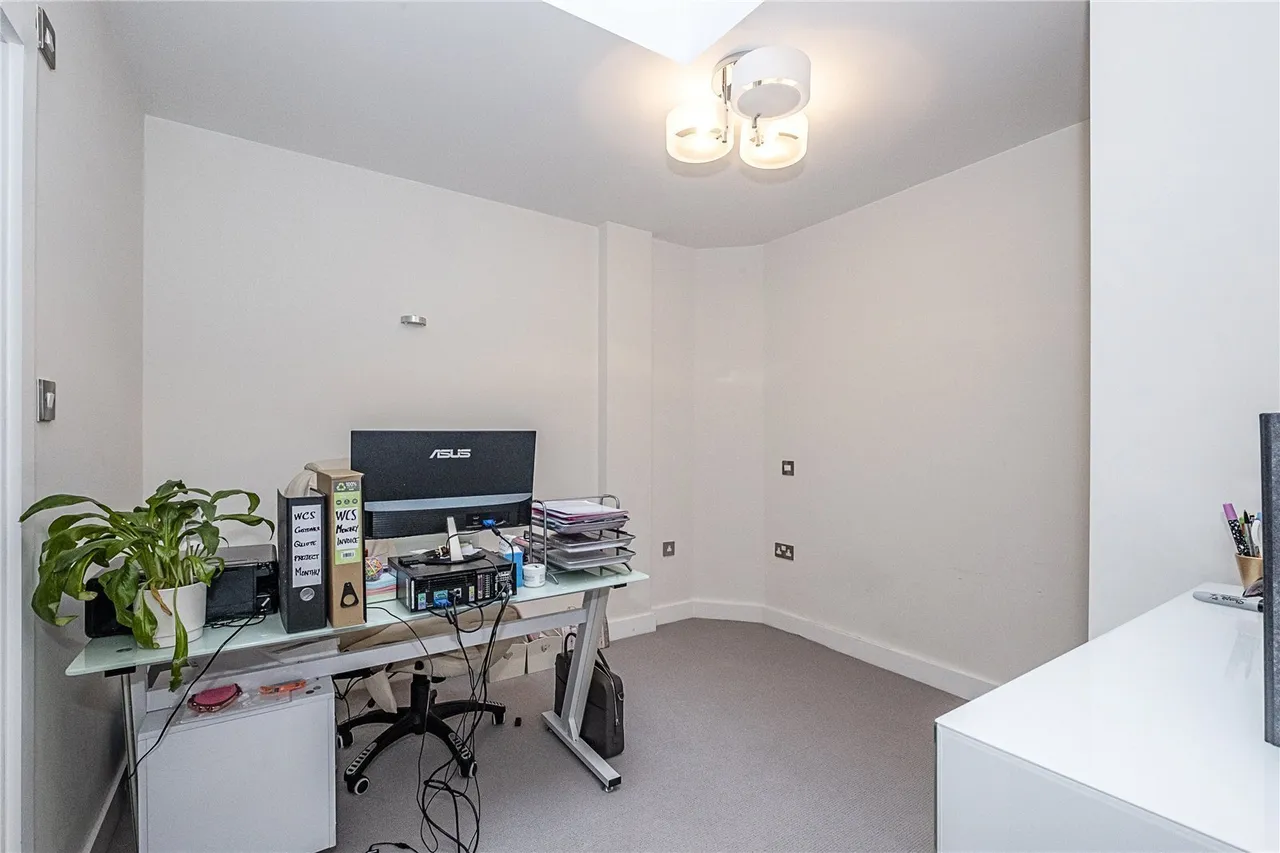 High Road, Whetstone, N20, photo 7