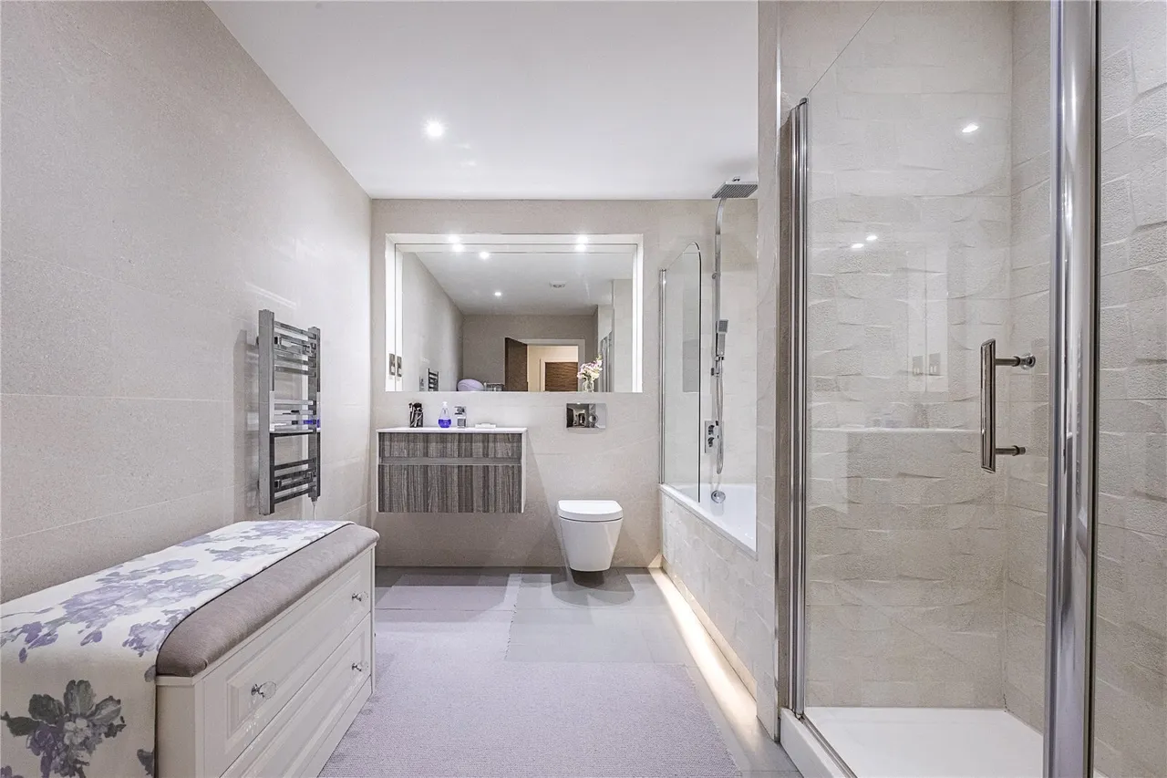 High Road, Whetstone, N20, photo 8
