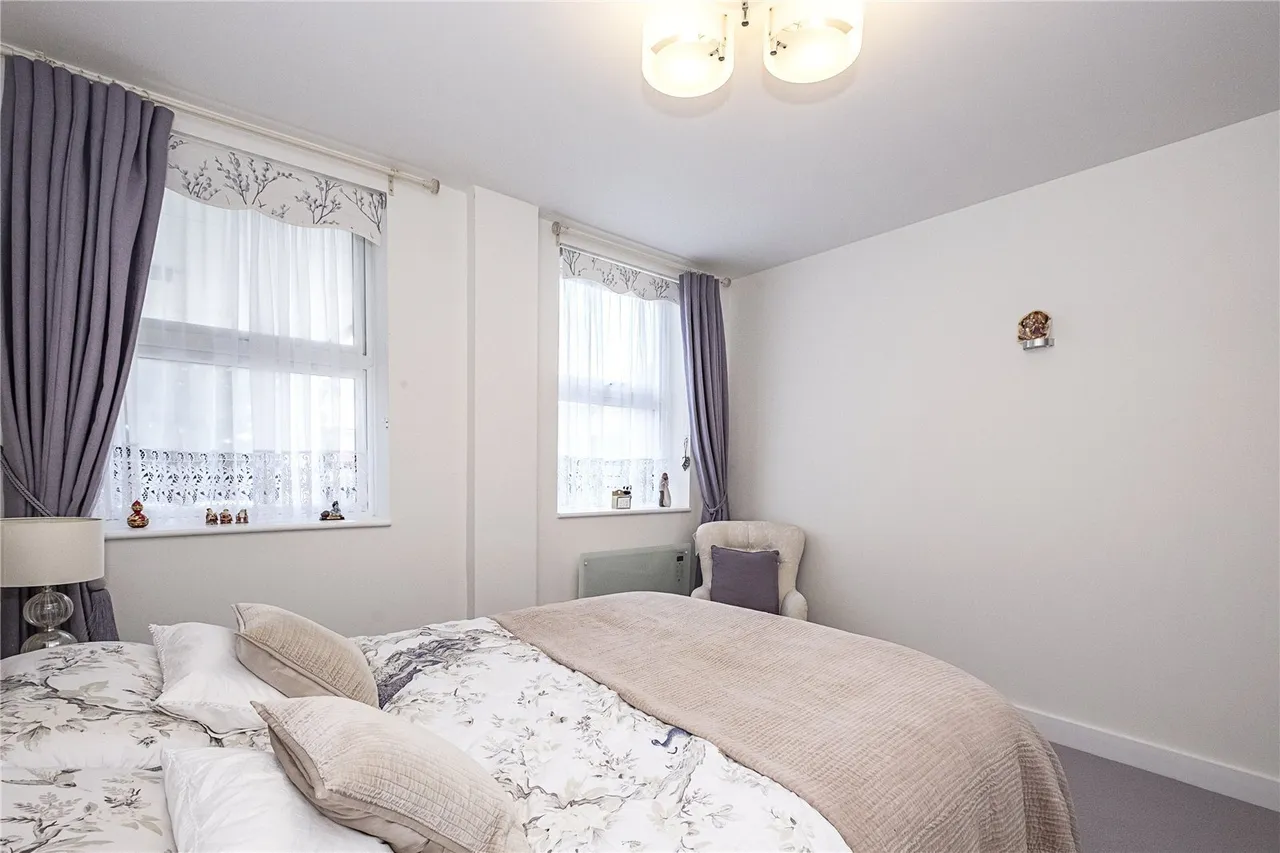 High Road, Whetstone, N20, photo 12