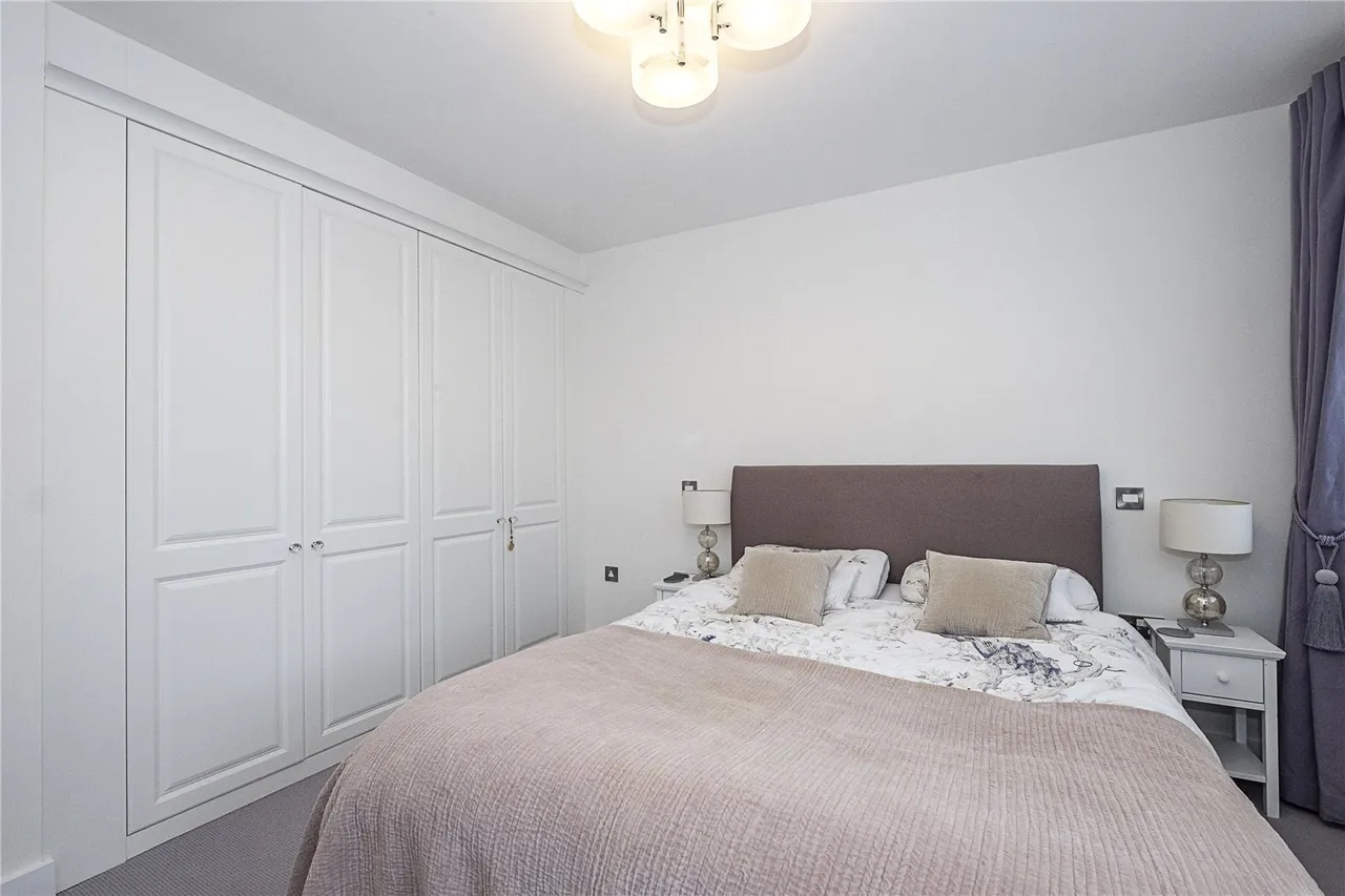 High Road, Whetstone, N20, photo 11