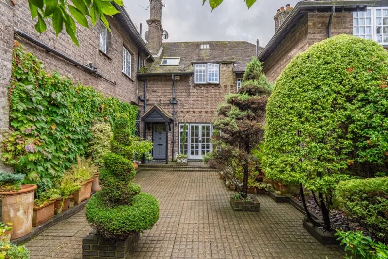 Grange Lane, Cookham SL6 9RP, photo 16