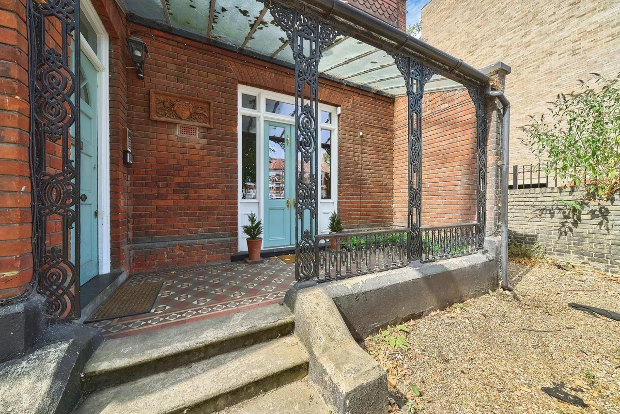 Carnarvon Road, Stratford, London, E15, photo 19
