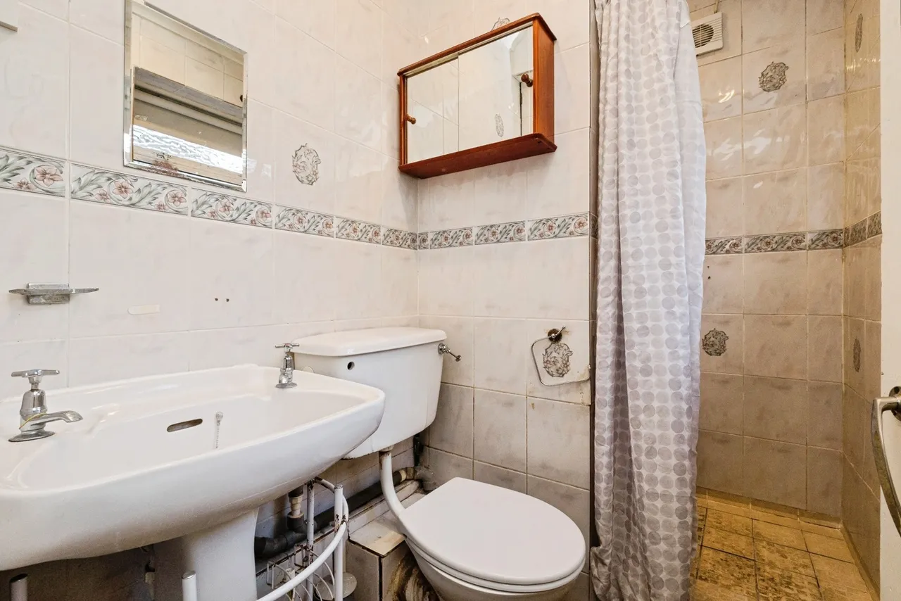 Ilchester Road, Dagenham, RM8, photo 12