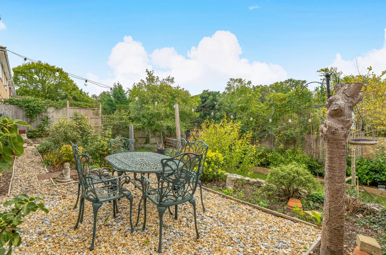 The Crescent, Romsey, SO51, photo 16