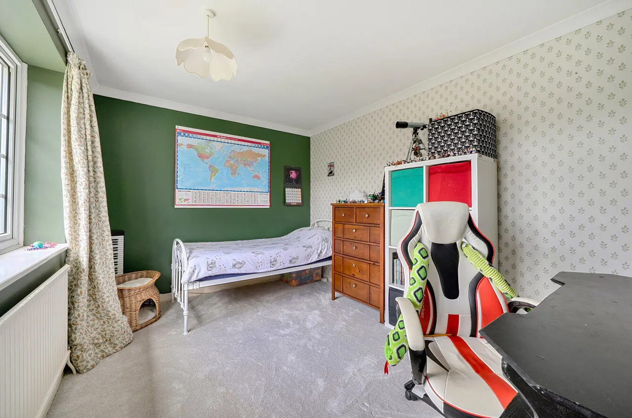 The Crescent, Romsey, SO51, photo 15