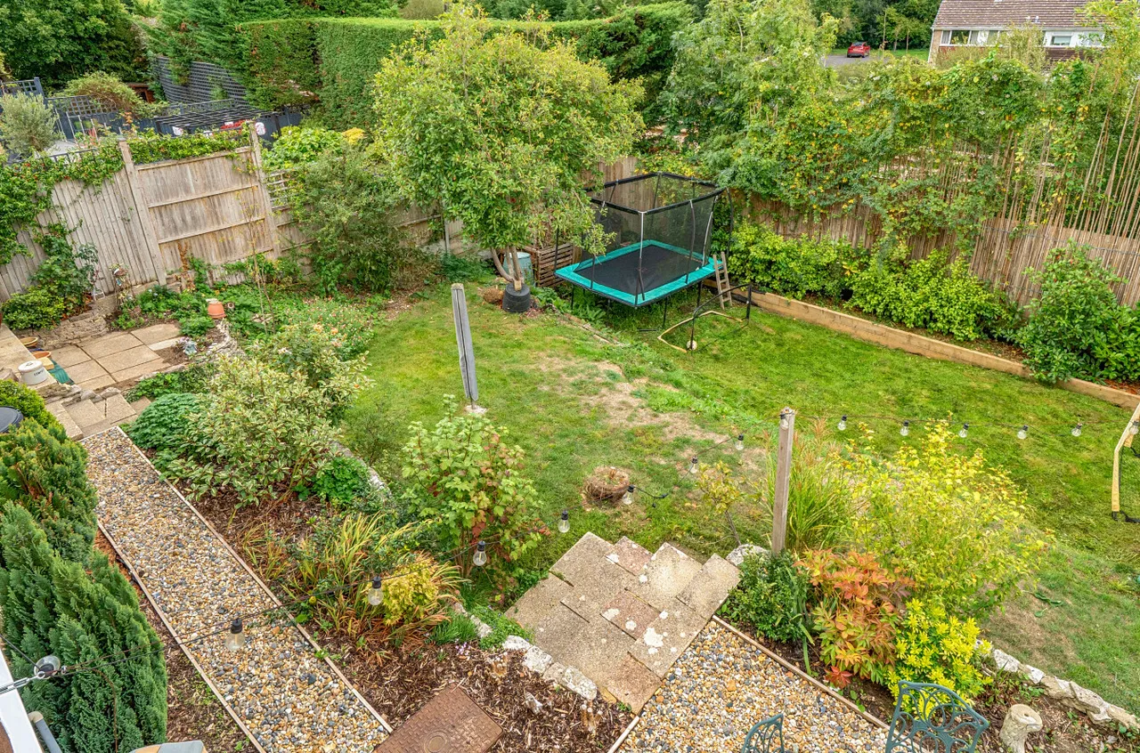 The Crescent, Romsey, SO51, photo 8