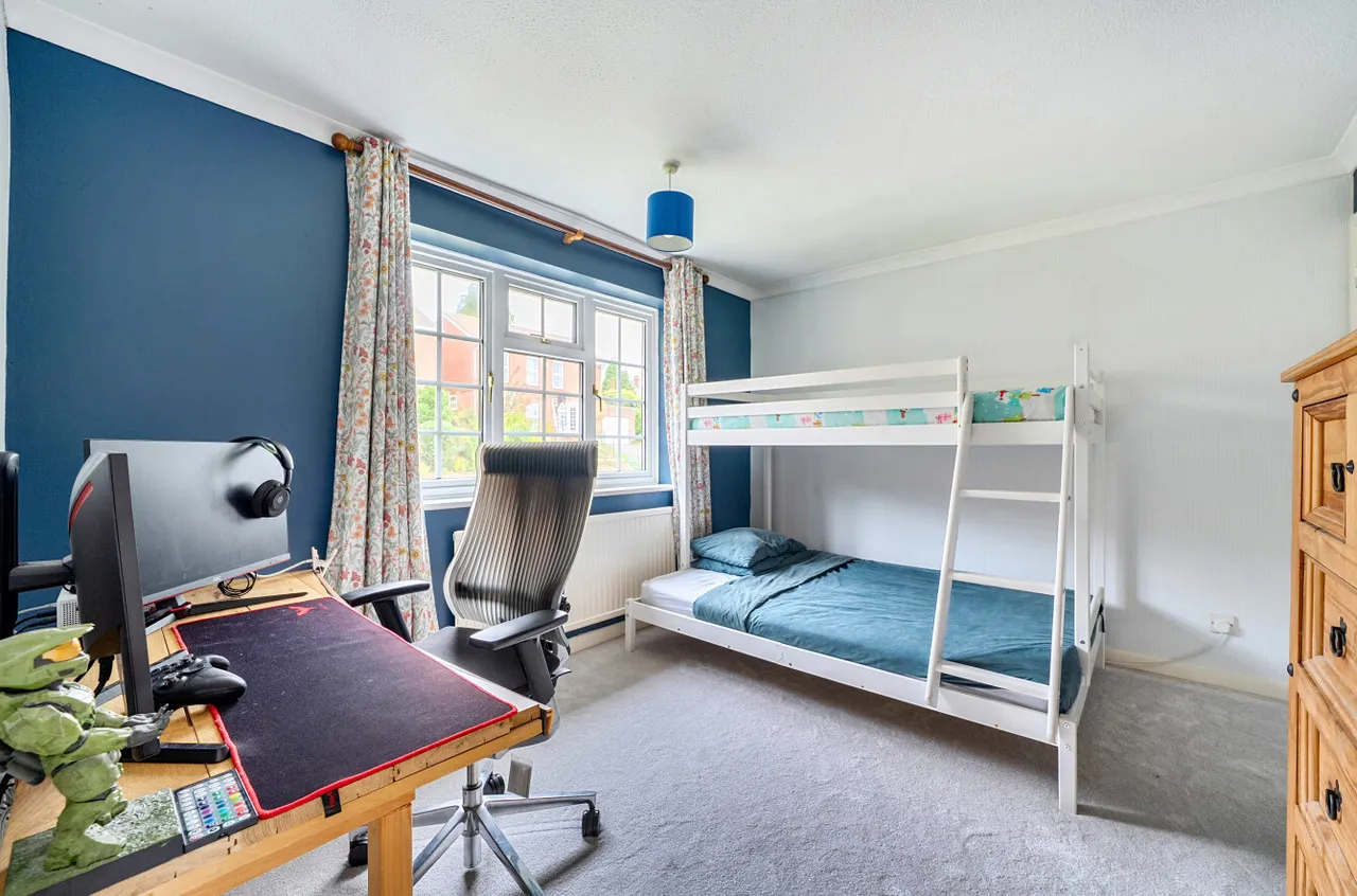 The Crescent, Romsey, SO51, photo 14