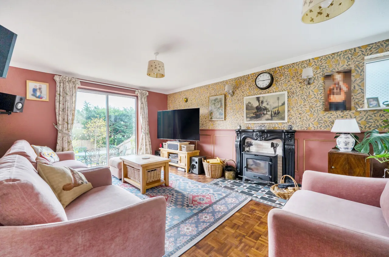 The Crescent, Romsey, SO51, photo 2