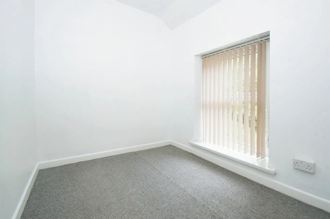 East Road, Ferndale, CF43, photo 11
