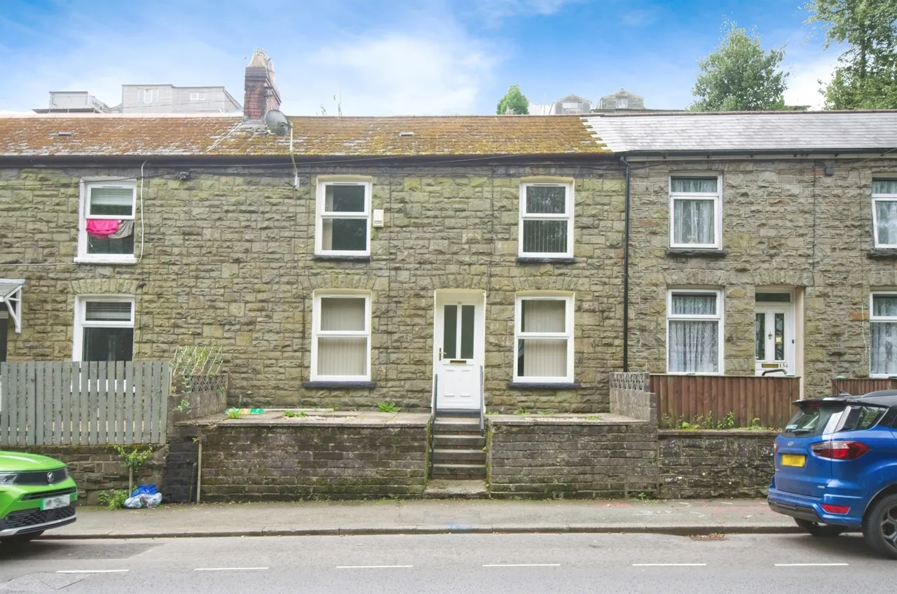 2 bed house for sale, East Road, Ferndale, CF43