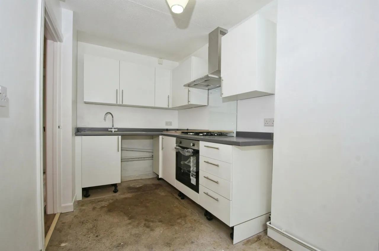 East Road, Ferndale, CF43, photo 7