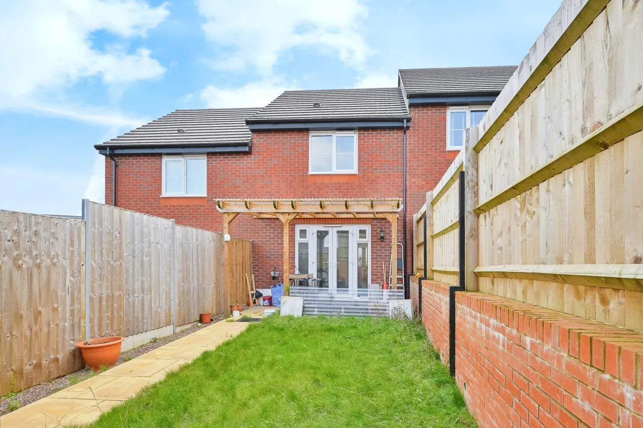 Bolsover Drive, Stafford, Staffordshire, ST16, photo 13