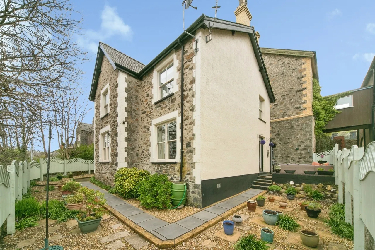 Penmaenmawr Road, Llanfairfechan, LL33, photo 21