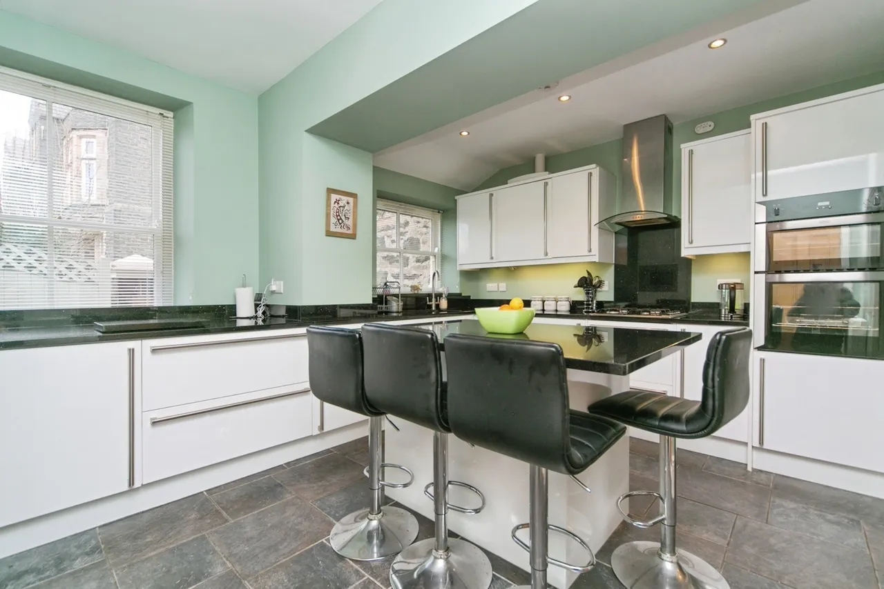 Penmaenmawr Road, Llanfairfechan, LL33, photo 3