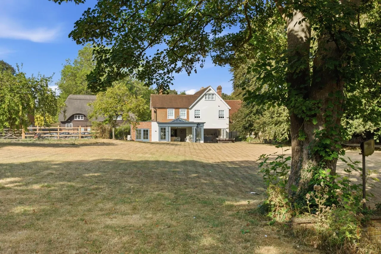 Oving Road, Whitchurch, photo 45