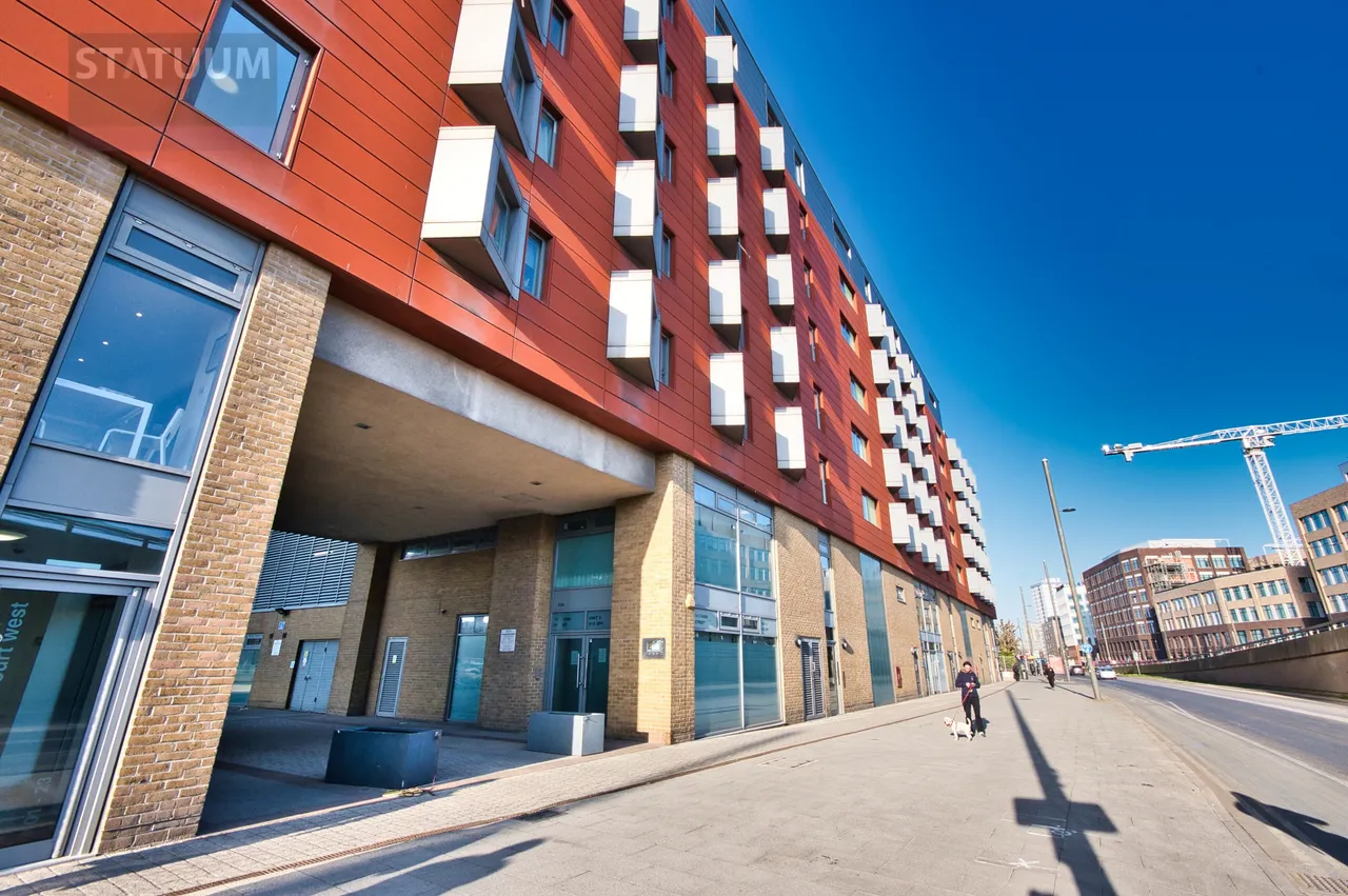 Stratford High Street, Bow, E15, photo 14