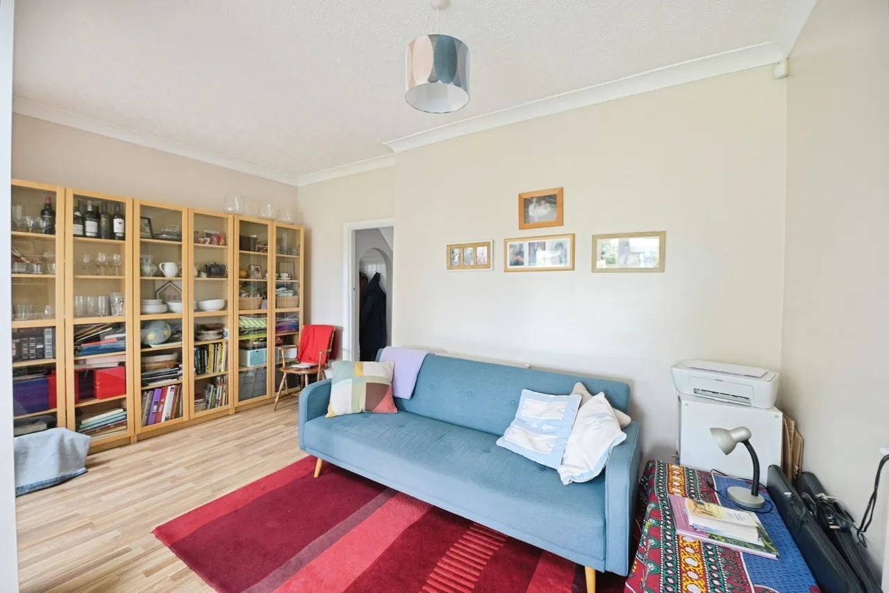 Cross Road, Mawneys, Romford, RM7, photo 6
