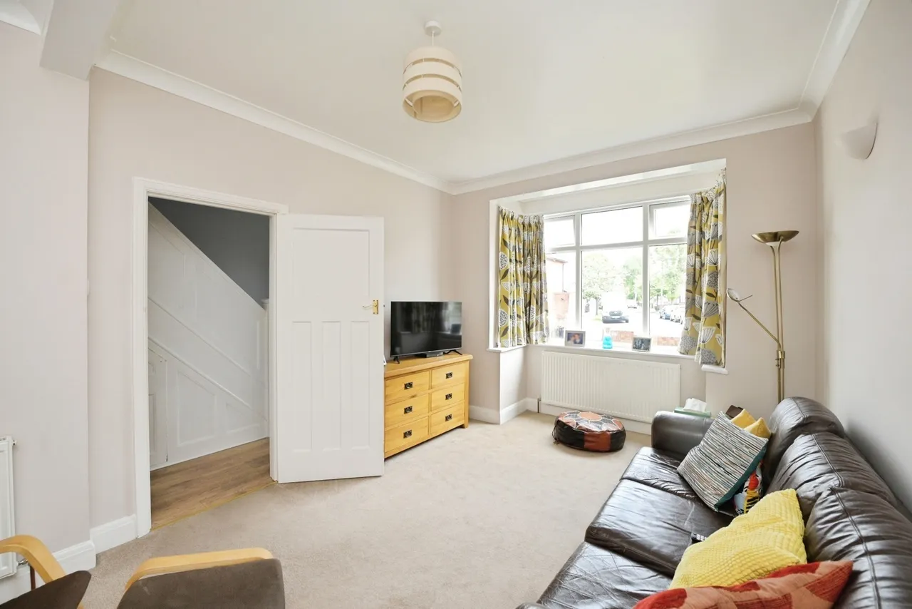 Cross Road, Mawneys, Romford, RM7, photo 9