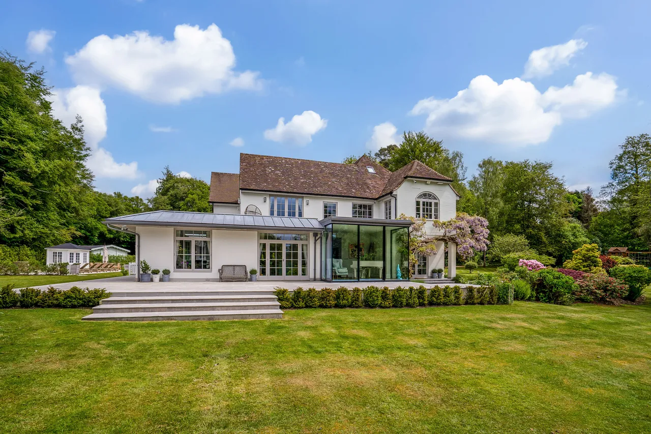Danley Lane, Danley Hill, Haslemere, Surrey, photo 6