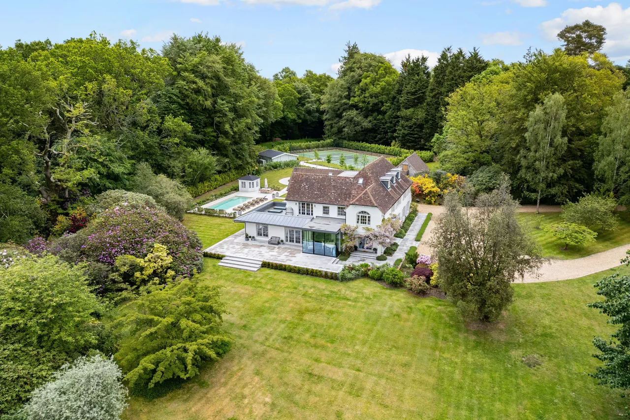 Danley Lane, Danley Hill, Haslemere, Surrey, photo 4