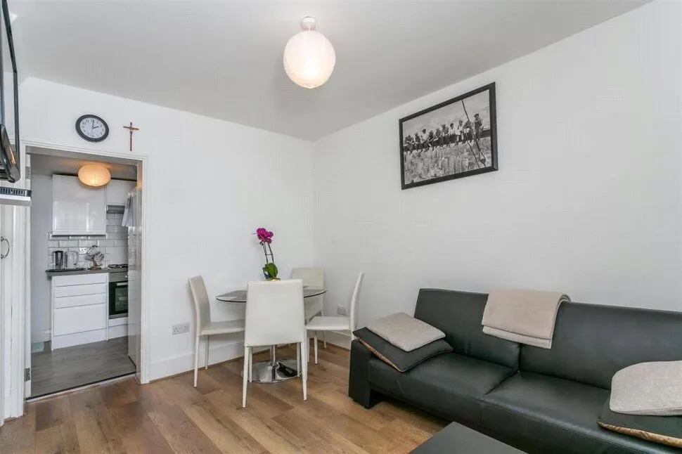 Rosedene Terrace, Leyton, London, E10, photo 2