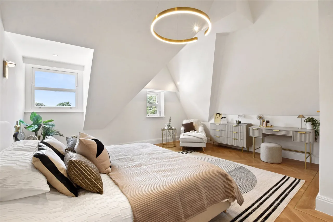 The Ridgeway, Enfield, EN2 8PD, photo 7