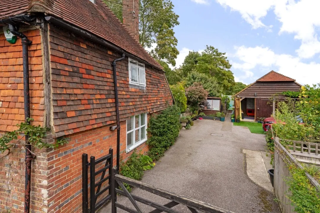 School Hill, Burwash, photo 19
