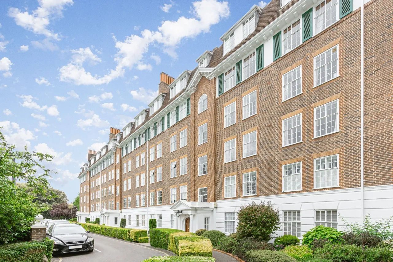Richmond Hill Court, Richmond, TW10, photo 2