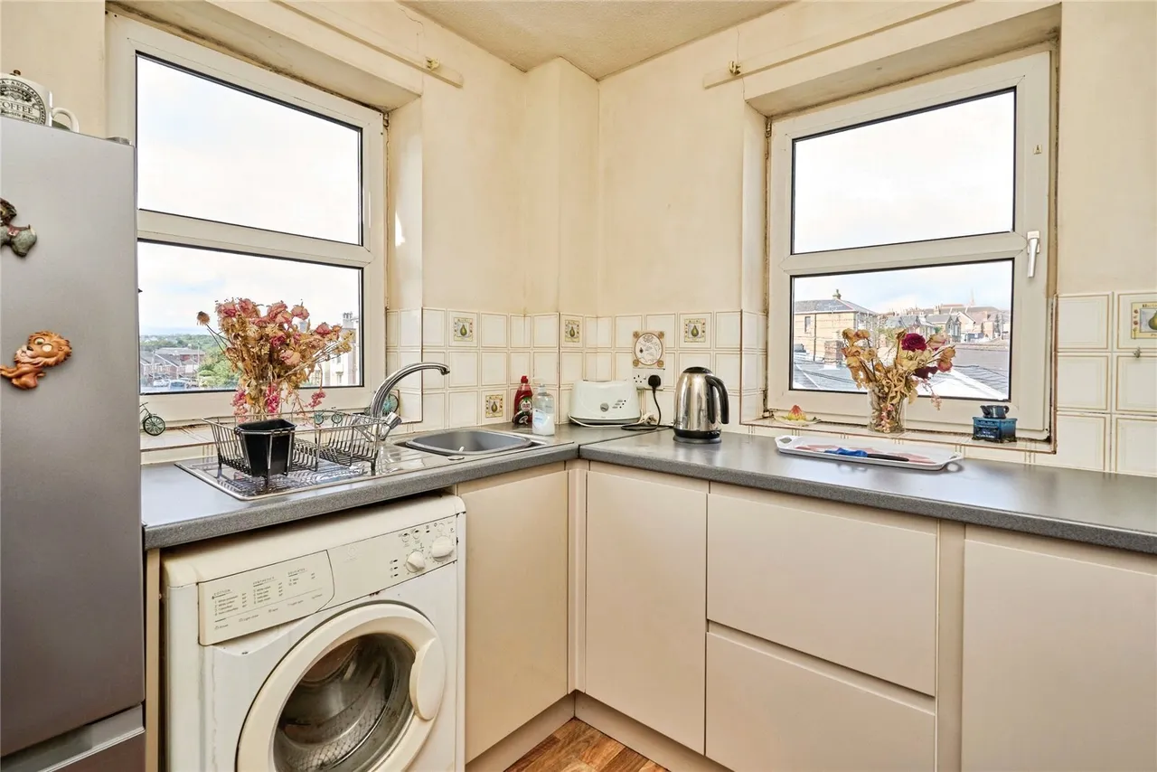 Park Road, Ryde, PO33, photo 6