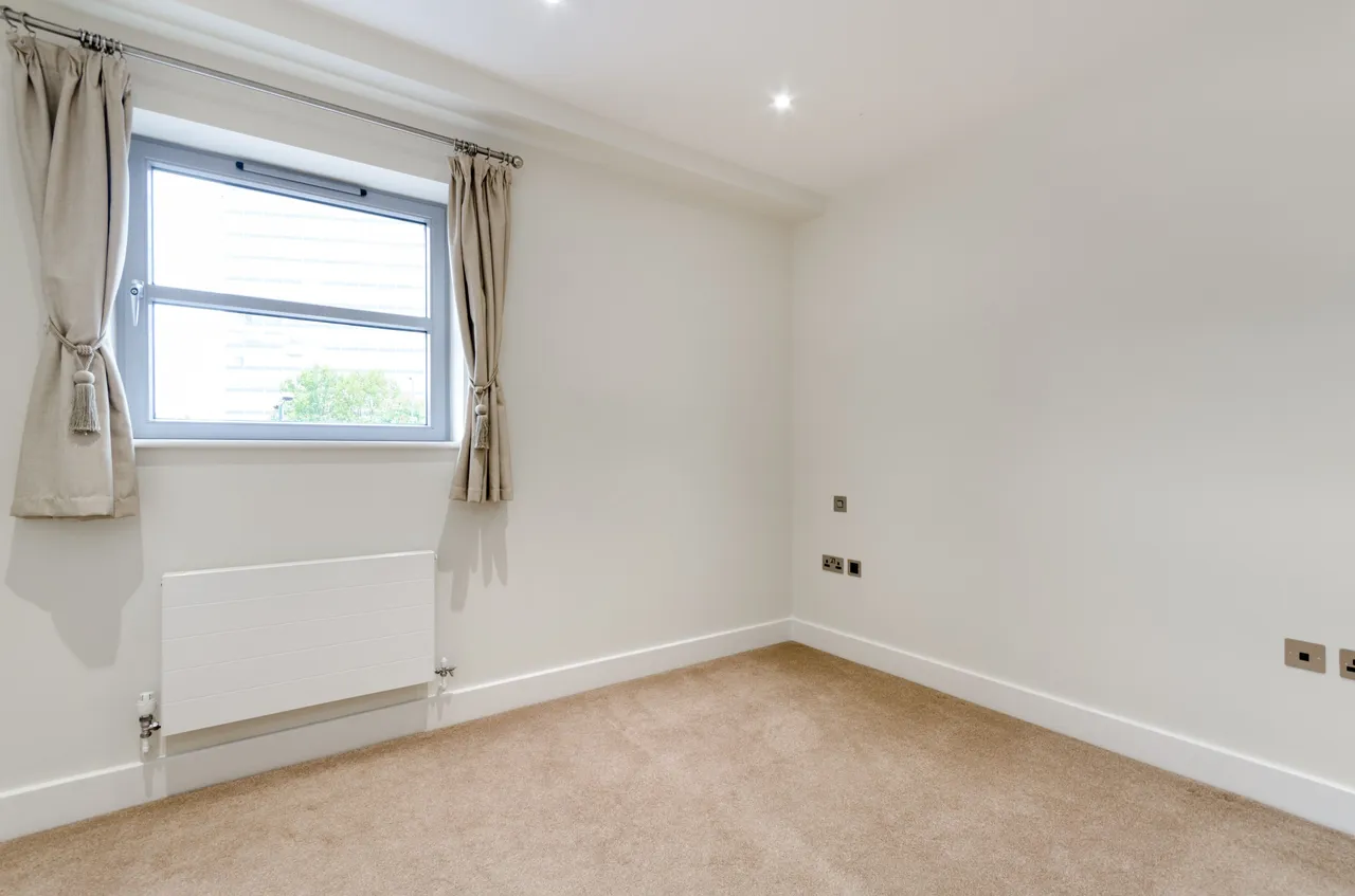 Surbiton, KT5, photo 7