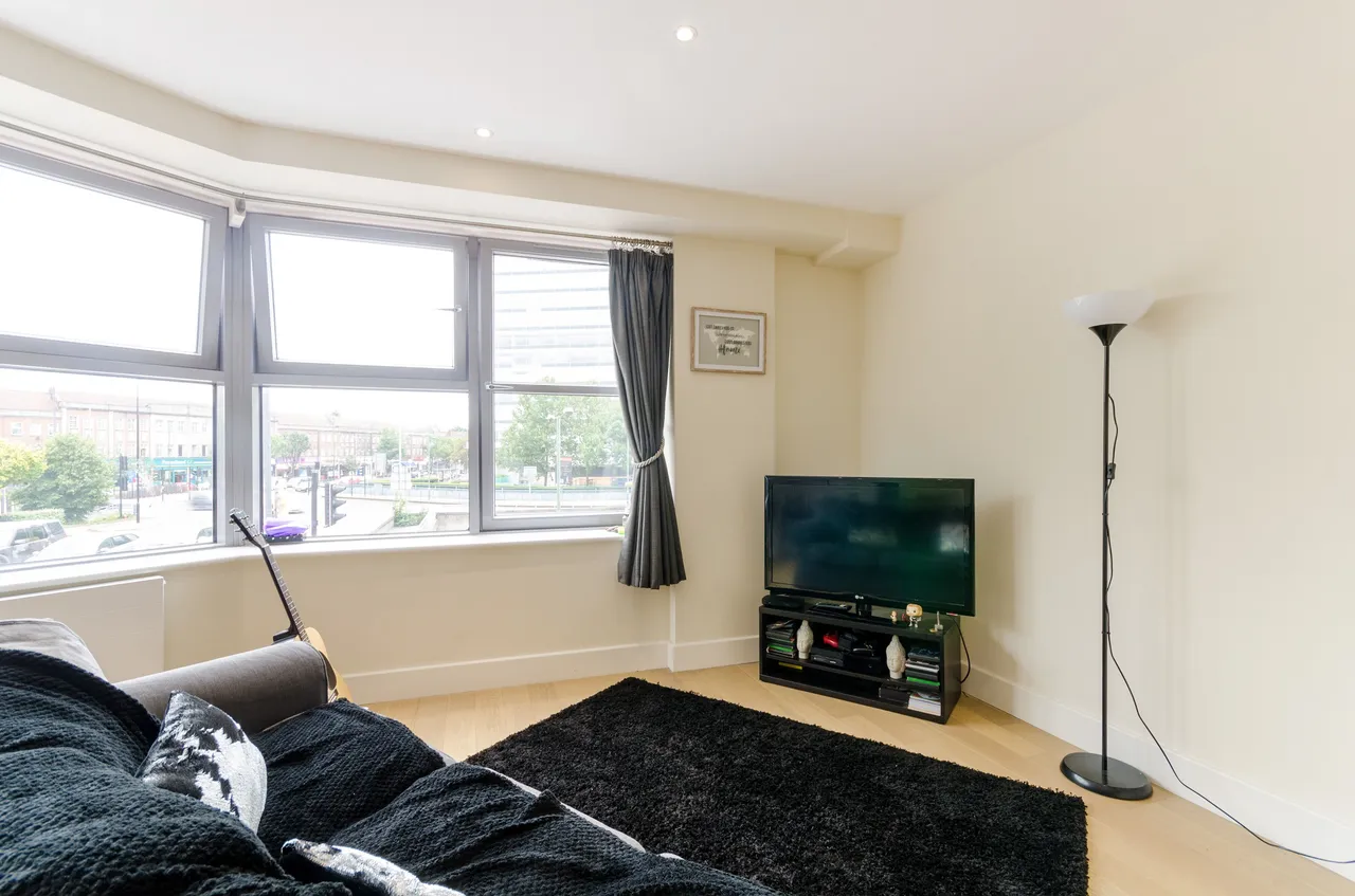 Surbiton, KT5, photo 12