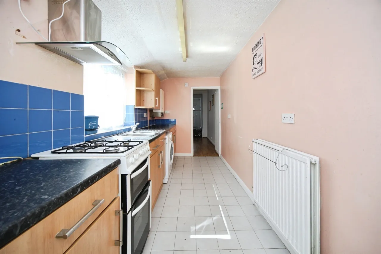High Town Road, Luton, LU2, photo 5