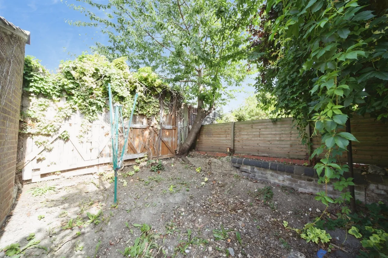 High Town Road, Luton, LU2, photo 12