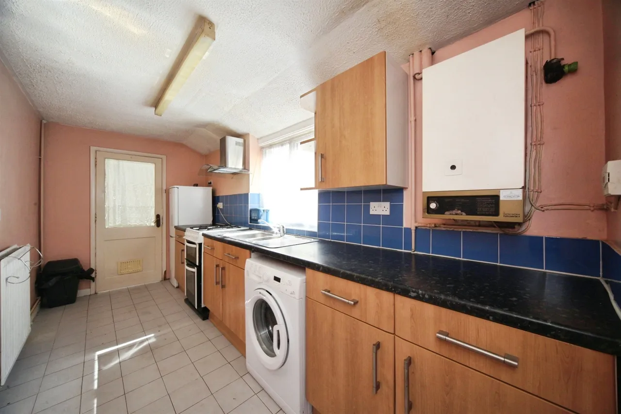 High Town Road, Luton, LU2, photo 6