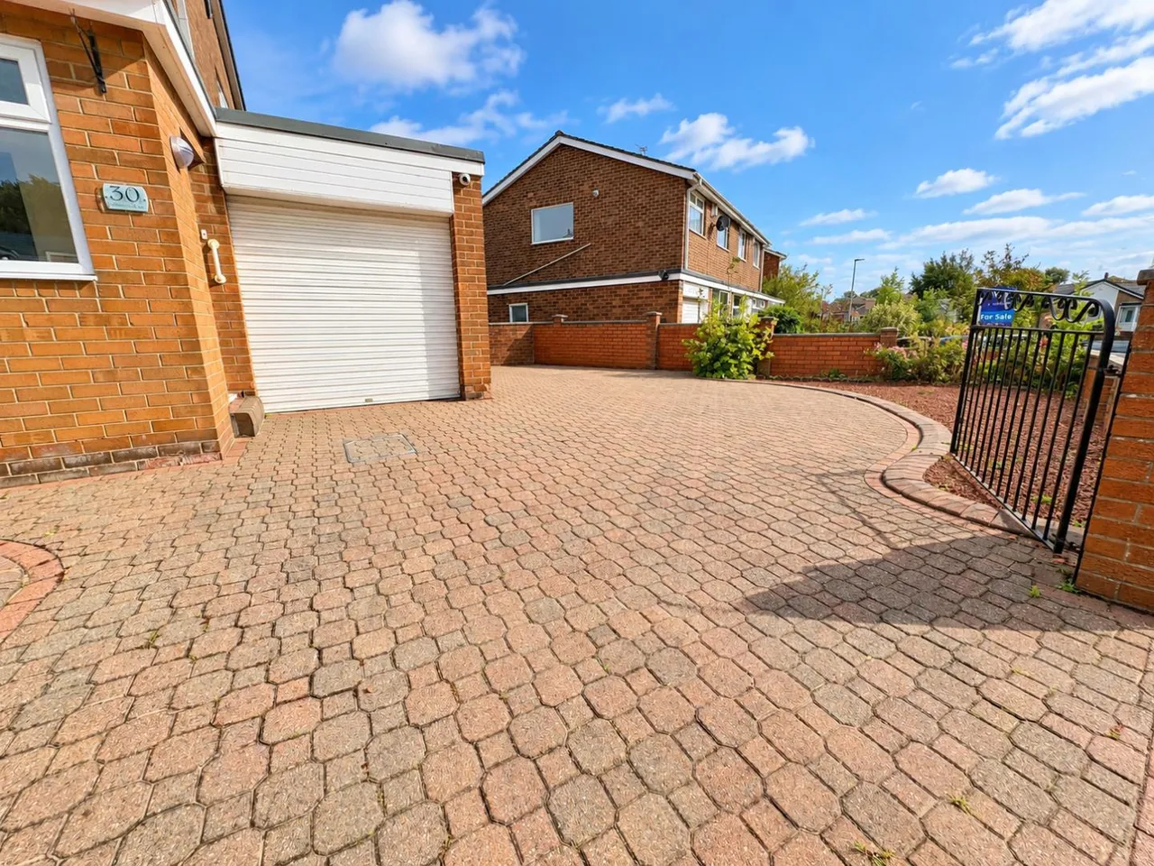 Willowtree Avenue, Gilesgate, DH1, photo 17