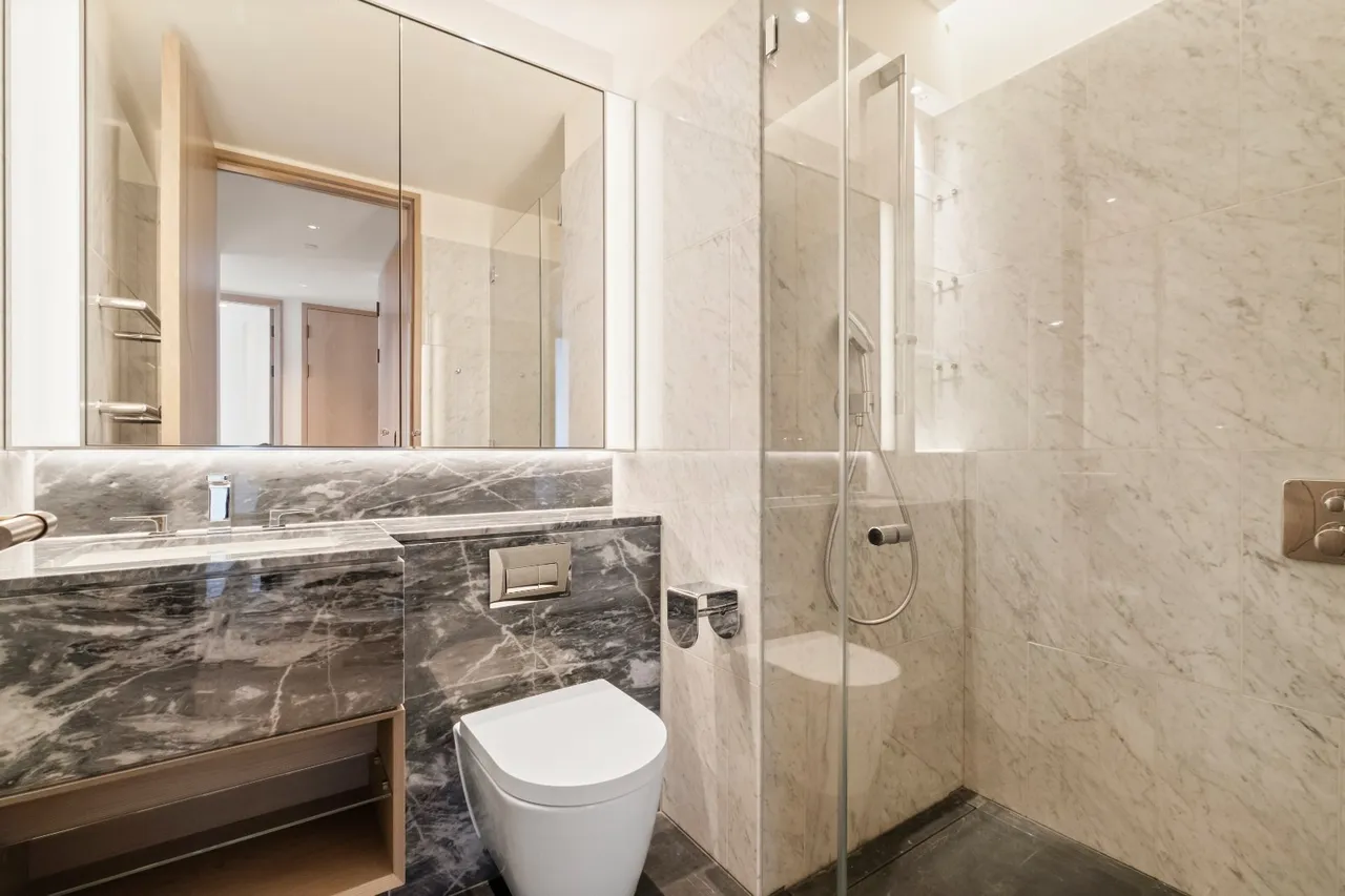 Nine Elms Lane, London, SW8, photo 6